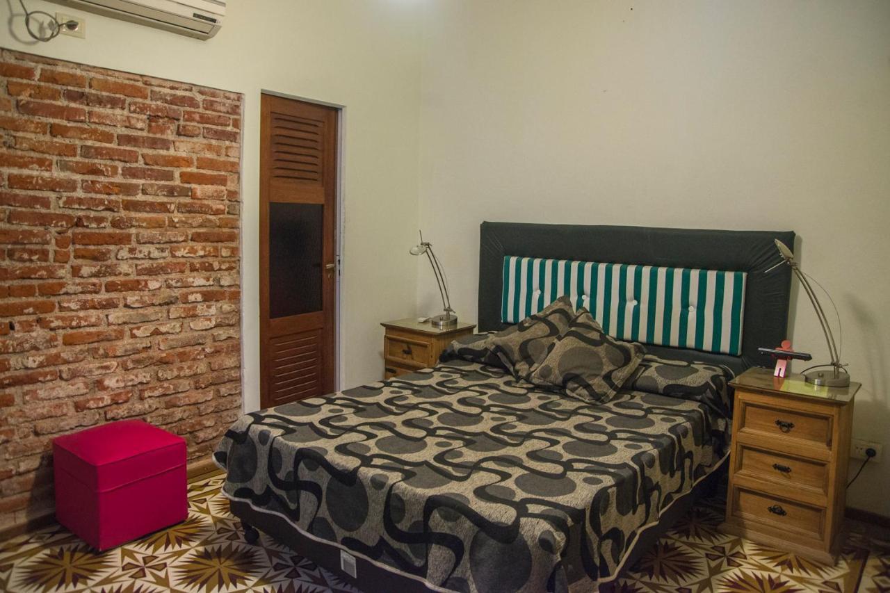 Feliza Hostel Вила Карлос Пас Екстериор снимка