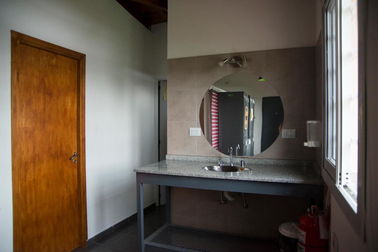 Feliza Hostel Вила Карлос Пас Екстериор снимка